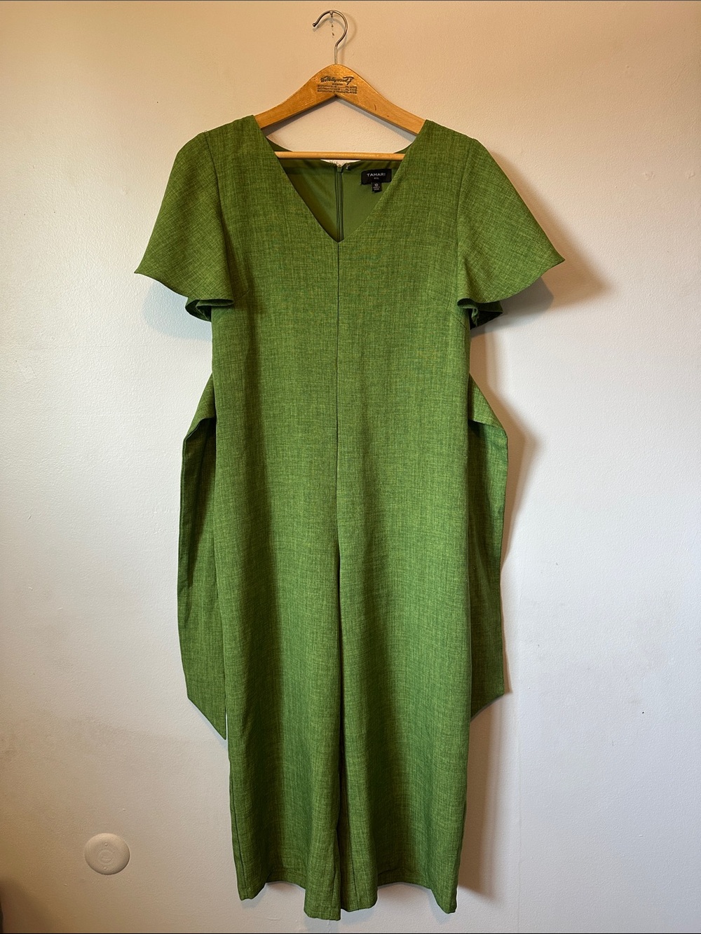 Tahari Vintage Green Flutter-Sleeve Tie Waist Jumpsuit Women's 10 - Picture 5 of 7